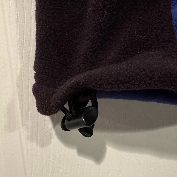 Gently used Hunter Mountain Embroidered Fleece Vest size Large - Picture 7 of 8